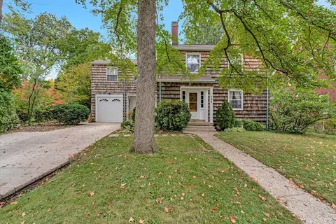 708 W Green St, Champaign, IL 61820