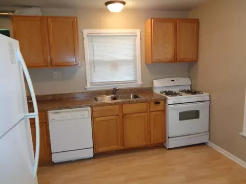 17052 Lorenz Ave, Lansing, IL 60438 photo 4