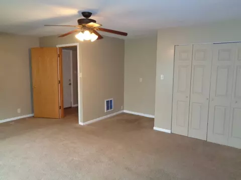 17052 Lorenz Ave, Lansing, IL 60438 photo 8