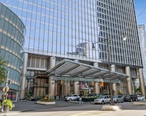 401 N Wabash Ave #44J, Chicago, IL 60611