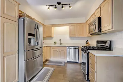 1514 Applegate Dr, Naperville, IL 60565 photo 11