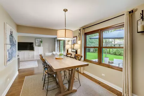 1514 Applegate Dr, Naperville, IL 60565 photo 8