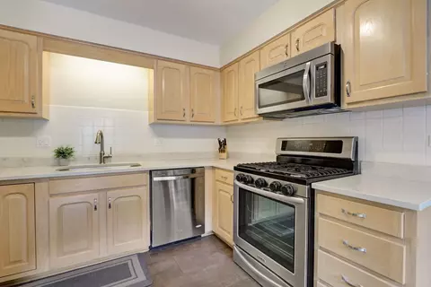1514 Applegate Dr, Naperville, IL 60565 photo 12