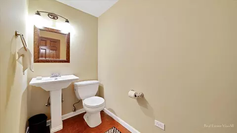 434 Giles Ct, Bartlett, IL 60103 photo 44