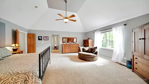 434 Giles Ct, Bartlett, IL 60103 photo 25