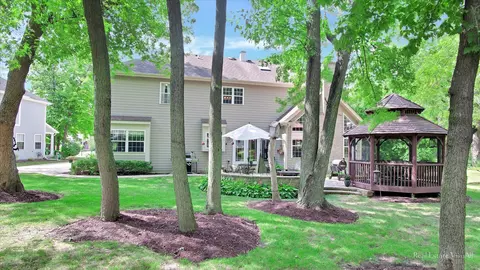 434 Giles Ct, Bartlett, IL 60103 photo 50