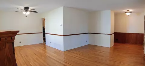 999 Balsam Ln, Bartlett, IL 60103 photo 3