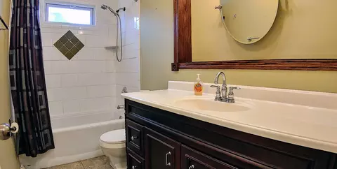 999 Balsam Ln, Bartlett, IL 60103 photo 16