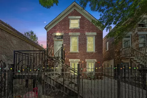 3003 S Harding Ave, Chicago, IL 60623