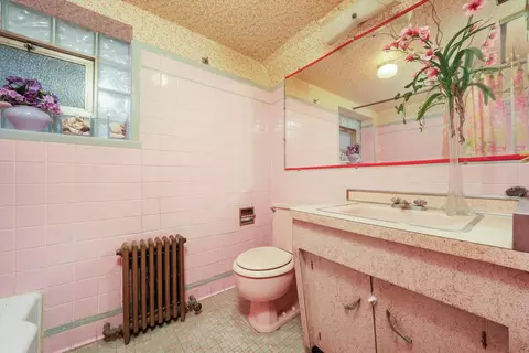 6747 S Artesian Ave, Chicago, IL 60629 photo 17