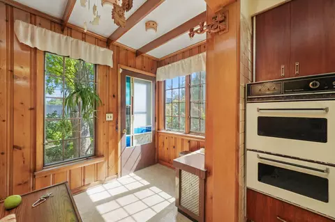 6747 S Artesian Ave, Chicago, IL 60629 photo 14