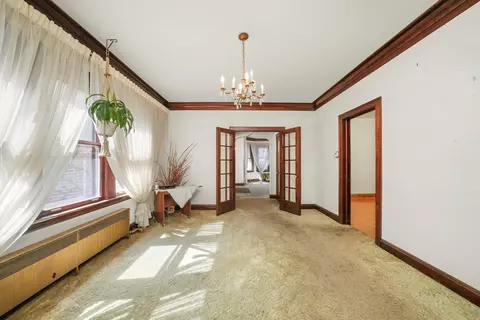 6747 S Artesian Ave, Chicago, IL 60629 photo 7