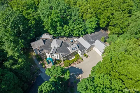 36 W705 Stoneleat Rd, Saint Charles, IL 60175