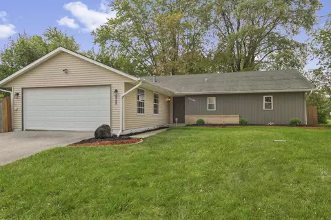 18200 Charlemagne Ave, Hazel Crest, IL 60429