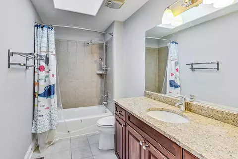 321 N Forest Dr, Addison, IL 60101 photo 22