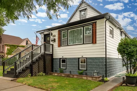 11143 S Whipple St, Chicago, IL 60655