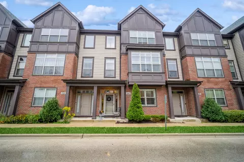 751 Keystone Ln #C, Vernon Hills, IL 60061