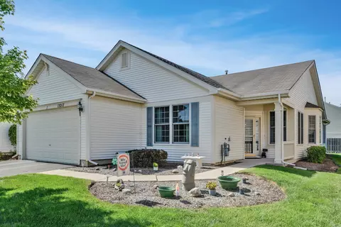 13217 W Sheffield Ln, Beach Park, IL 60083