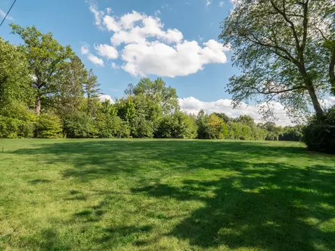 110 E Farnham Ln, Wheaton, IL 60189 photo 12