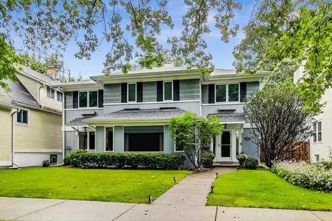 245 Wood Ct, Wilmette, IL 60091