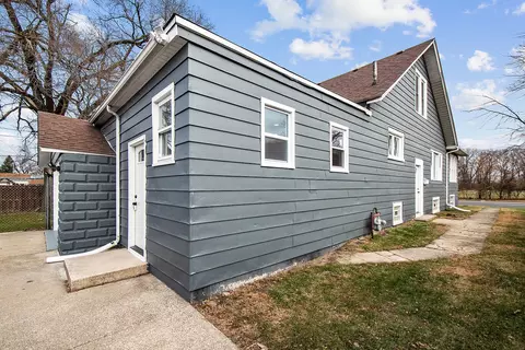 14018 S Burnham Ave, Burnham, IL 60633