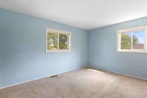 570 Frederick Ln, Hoffman Estates, IL 60169 photo 7