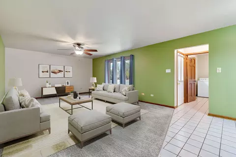 657 Pasadena Ave, Beecher, IL 60401 photo 12