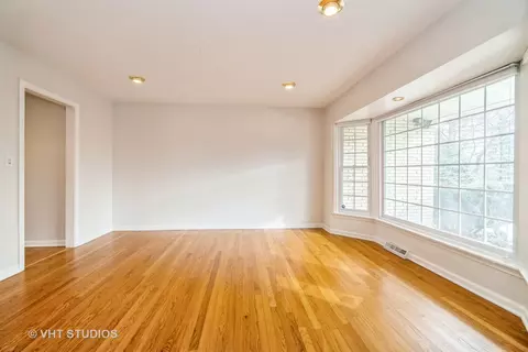 1050 E Lake Ave, Glenview, IL 60025 photo 6