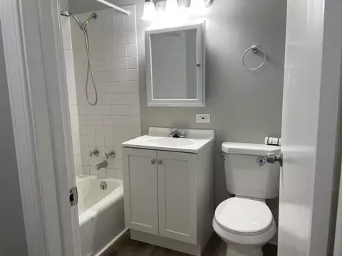 8928 Steven Dr #1H, Des Plaines, IL 60016 photo 7