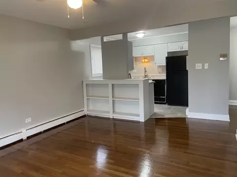 8928 Steven Dr #1H, Des Plaines, IL 60016 photo 3