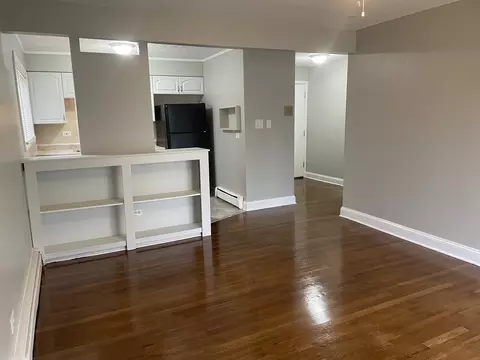 8928 Steven Dr #1H, Des Plaines, IL 60016 photo 2