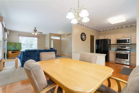2011 Vermette Cir, Plainfield, IL 60586 photo 7