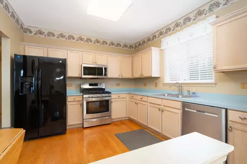 2011 Vermette Cir, Plainfield, IL 60586 photo 5