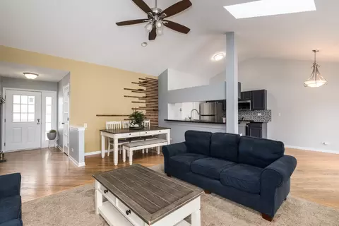 1120 Stonegate Rd, Algonquin, IL 60102 photo 6
