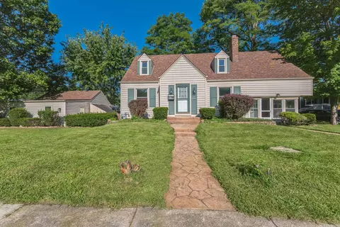 18434 Walter St, Lansing, IL 60438