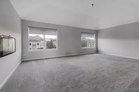 678 Slate Run Dr, Elgin, IL 60124 photo 17