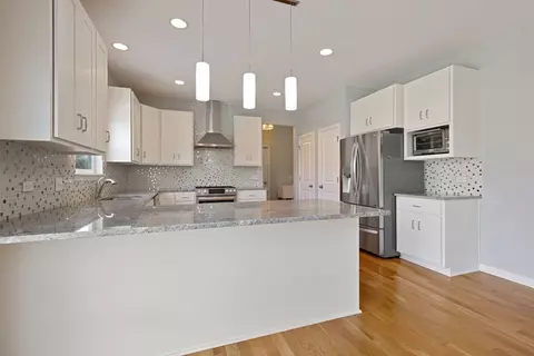 678 Slate Run Dr, Elgin, IL 60124 photo 7