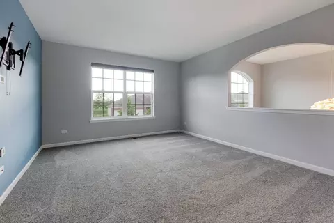 678 Slate Run Dr, Elgin, IL 60124 photo 19