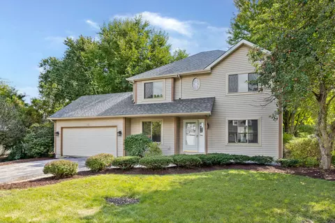 128 Elm Ave, North Aurora, IL 60542