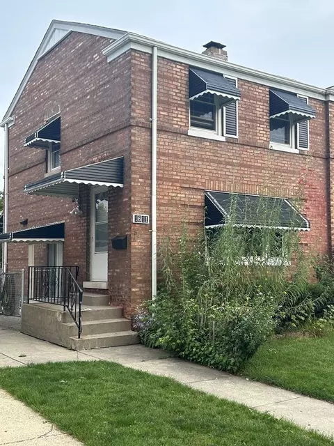 1611 N 19th Ave, Melrose Park, IL 60160