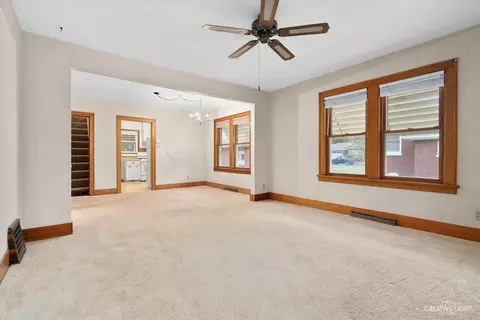 777 Buckeye St, Elgin, IL 60123 photo 4