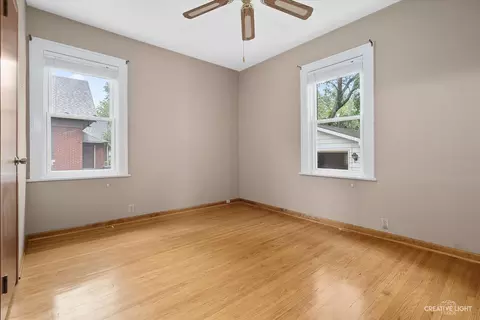 777 Buckeye St, Elgin, IL 60123 photo 10