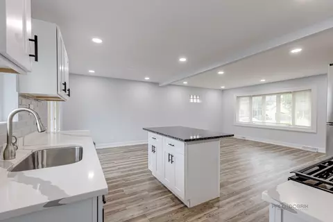 424 Emmerson Ave, Itasca, IL 60143 photo 11