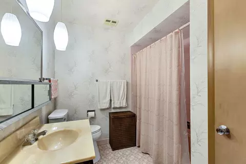 945 Blaze Trl, Wheeling, IL 60090 photo 14