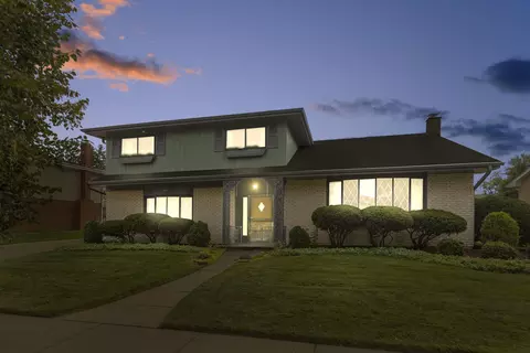 945 Blaze Trl, Wheeling, IL 60090