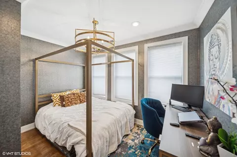 Bedroom - 834 E 48th St, Chicago, IL 60615 photo 2 of 3