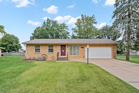 311 W Pleasant Ave, Sandwich, IL 60548