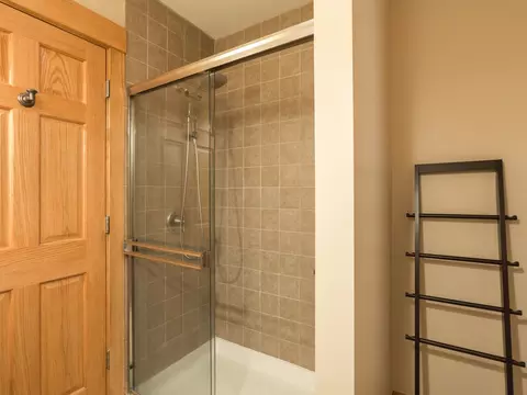 120 S Hickory Ave, Bartlett, IL 60103 photo 29