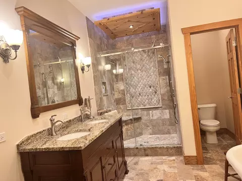 120 S Hickory Ave, Bartlett, IL 60103 photo 16