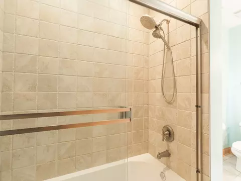 120 S Hickory Ave, Bartlett, IL 60103 photo 24